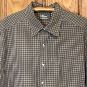 Vintage L.L. Bean Long Sleeve Button Down Brown Plaid Shirt Mens size LT Cotton